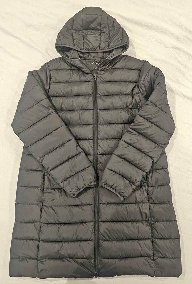 George Black Hooded Puffer Jacket - size XL