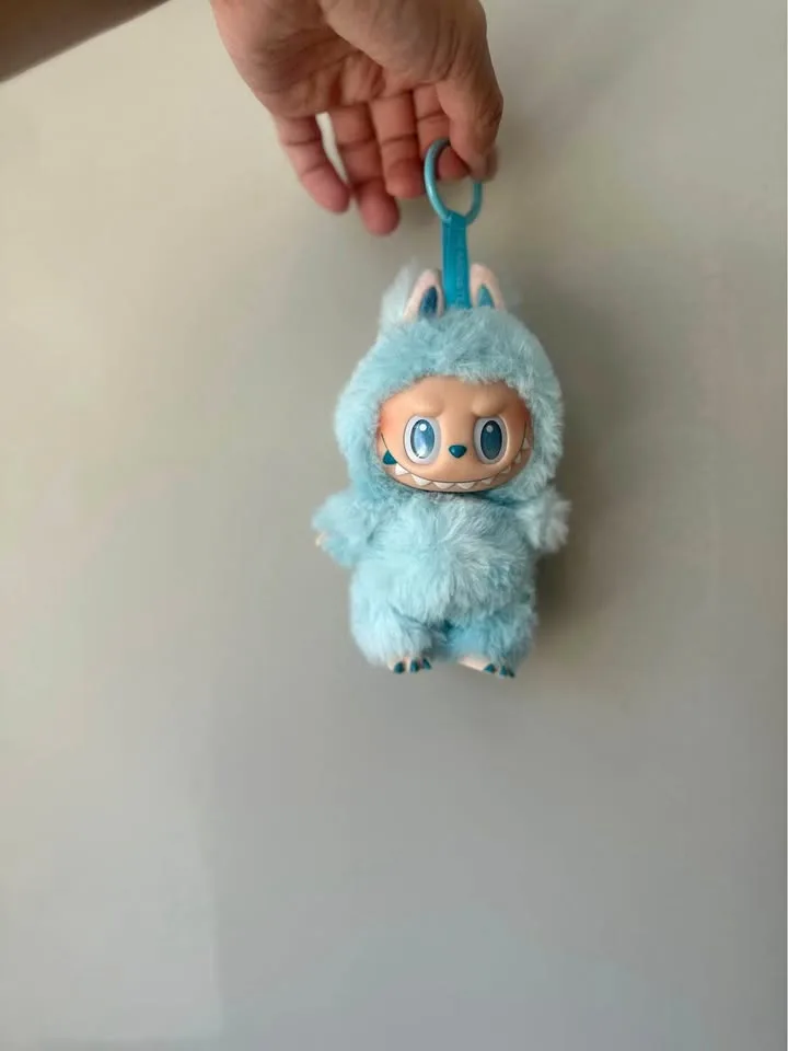 Labubu - BIE - Hope - Open Box & Foil thumbnail
