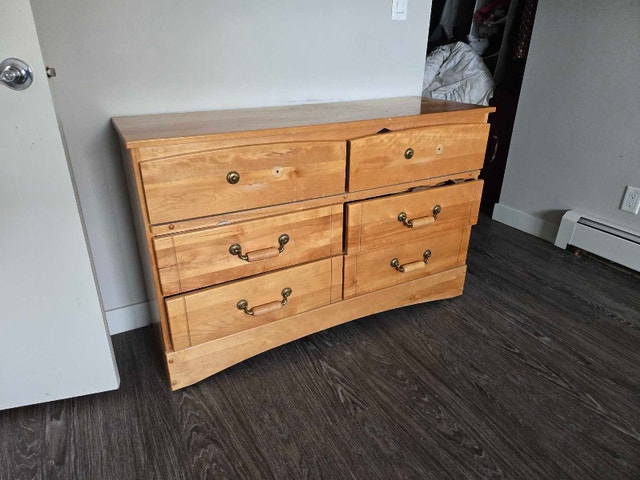 Wooden Dresser - photo 3