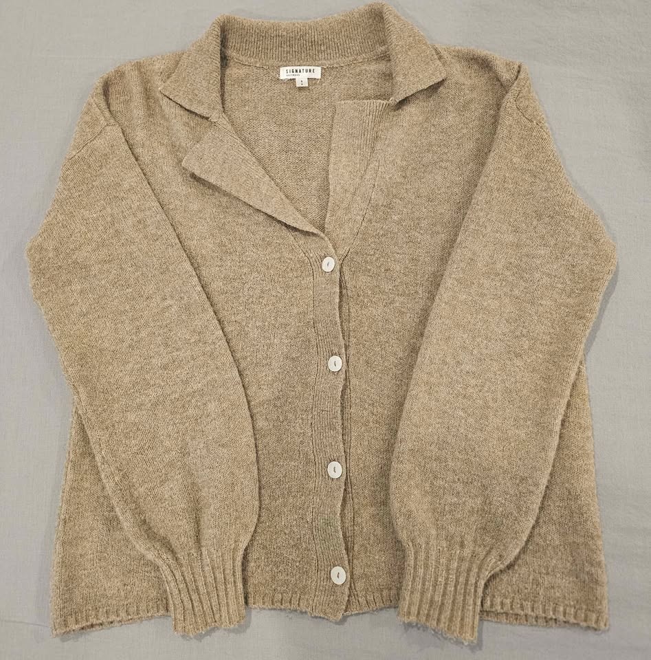 Signature Reitmans Cardigan Sweater Size Small, Cream Or Tan - photo 2