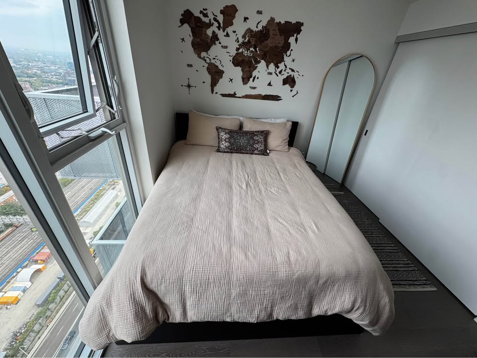 IKEA MALM Storage Queen Bed Frame + Zinus Memory Foam Mattress - photo 2
