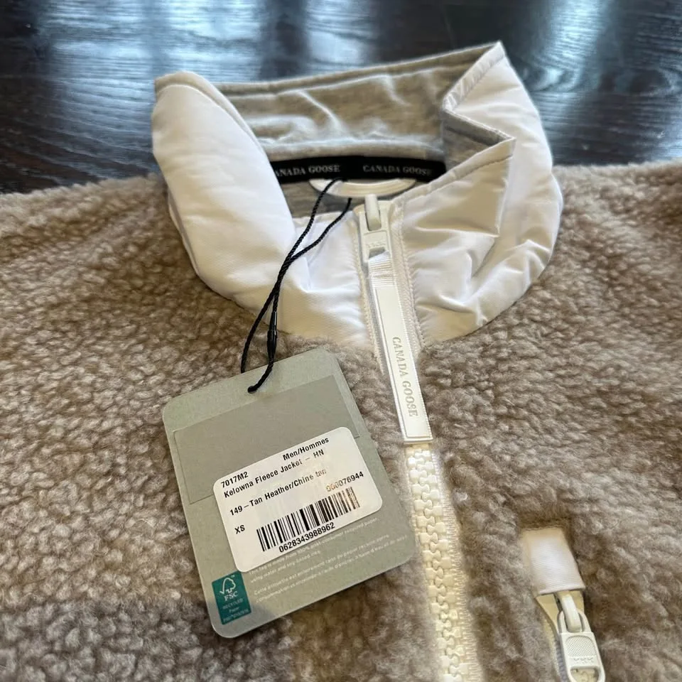 Authentic Canada Goose Kelowna Fleece Full Zip Up Jacket Tan image indicator(3)