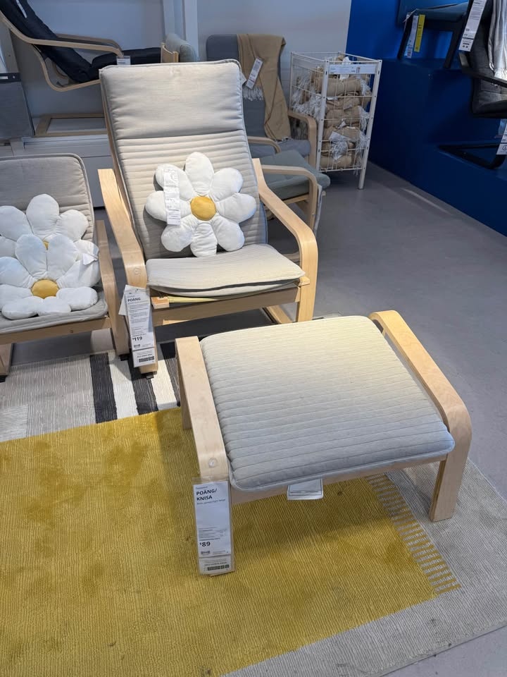 Ikea Poäng chair and footstool - photo 3