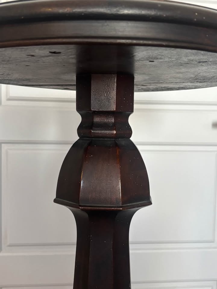 1880’s Walnut Pedestal original finish - statue/plant stand - photo 4