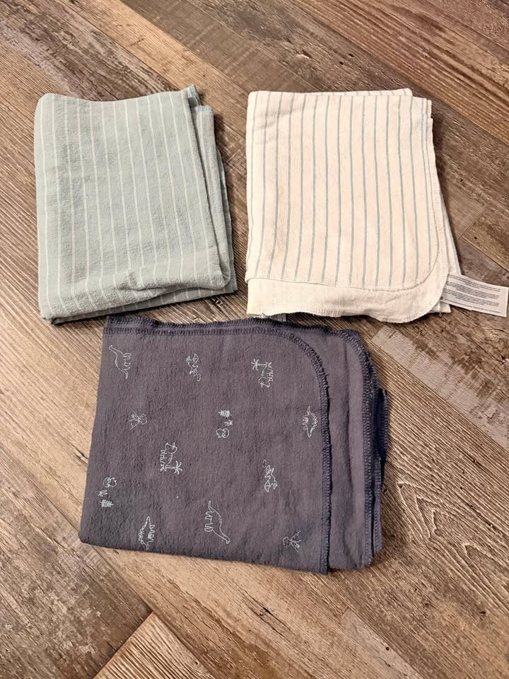 Baby Receiving Blankets (3) - Great Condition