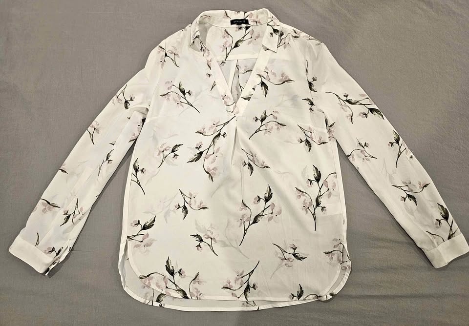 Dynamite white floral print long sleeve blouse