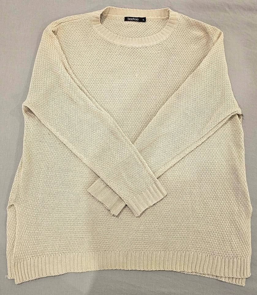 Boohoo XL Sweater - Beige Or Light Blue $10 each - photo 2