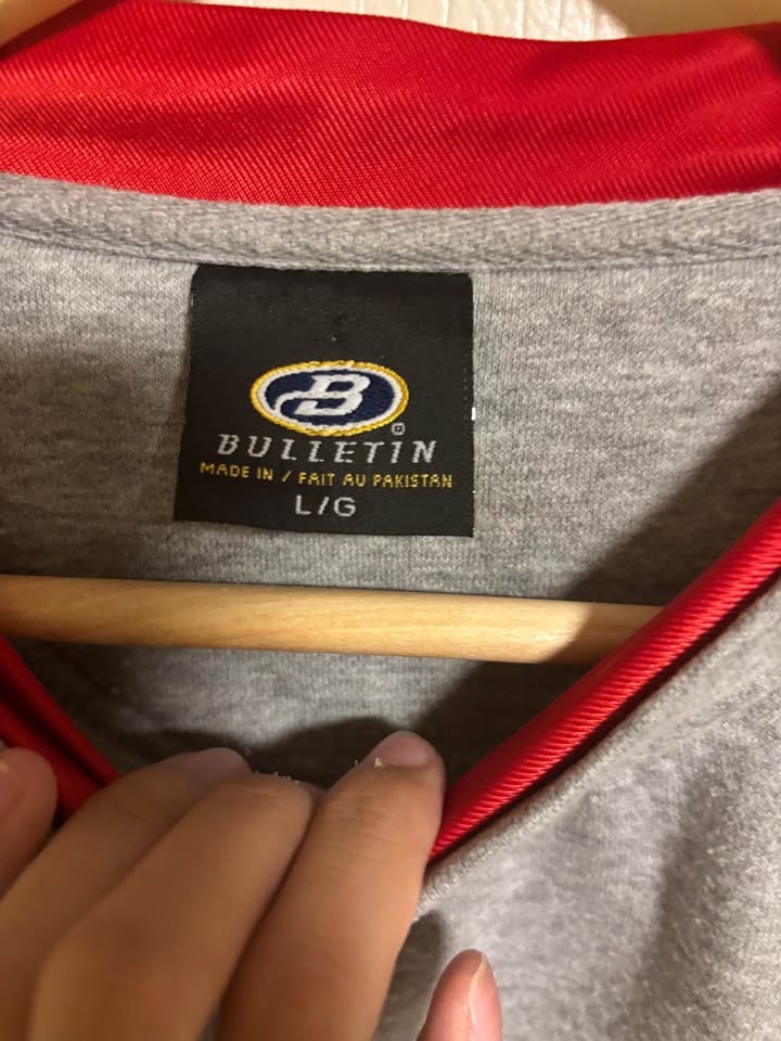 Calgary Flames Sweatshirt Size Large - photo 3