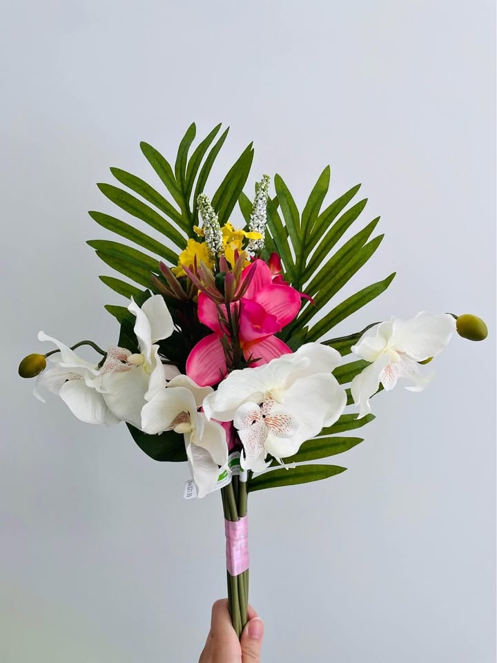 Brand new artificial tropical flower bouquet
