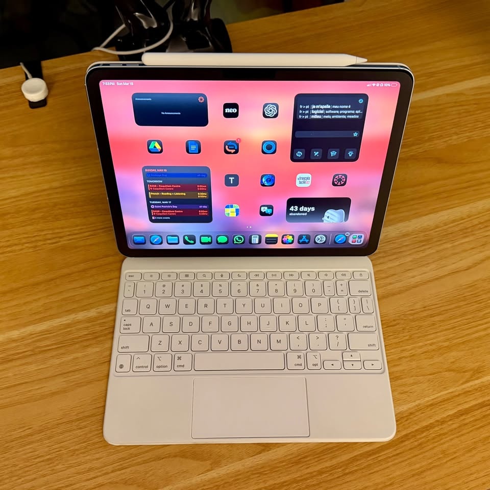 iPad Air M2 11” 128GB Wi-Fi + Cellular Bundle - Magic Keyboard + - photo 2