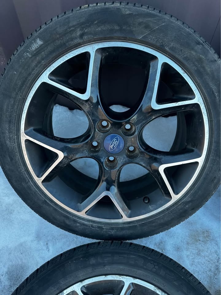 OEM 17” Ford Focus Rims on All Season Tires - photo 2
