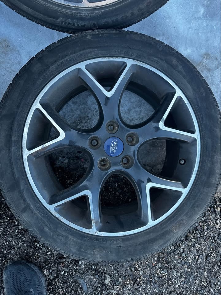 OEM 17” Ford Focus Rims on All Season Tires - photo 4