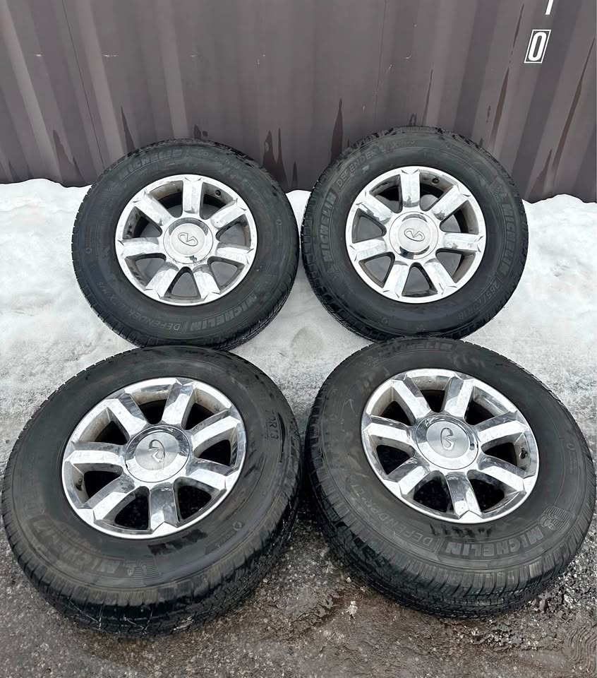 OEM 18” Nissan/Infiniti Rims w/ Michelin Defender Tires