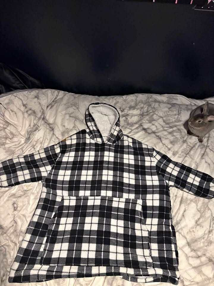 Weekend Edition Blanket Hoodie – Cozy & Heavy