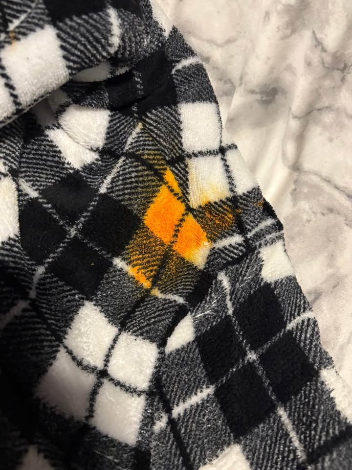 Weekend Edition Blanket Hoodie – Cozy & Heavy - photo 3