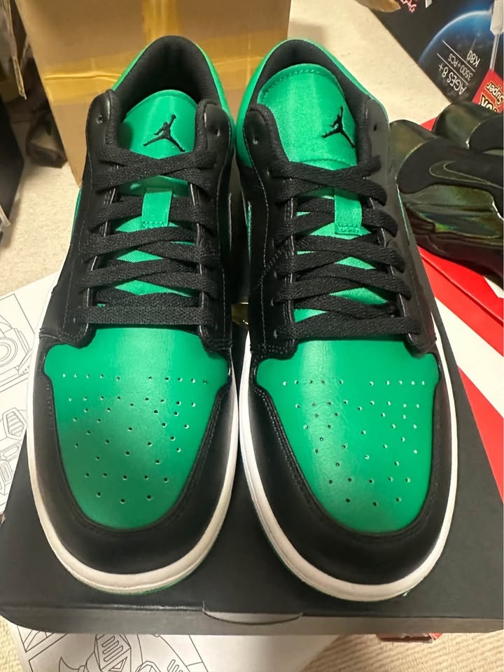 Air Jordan 1 Low Black Lucky Green Size 12 - photo 3