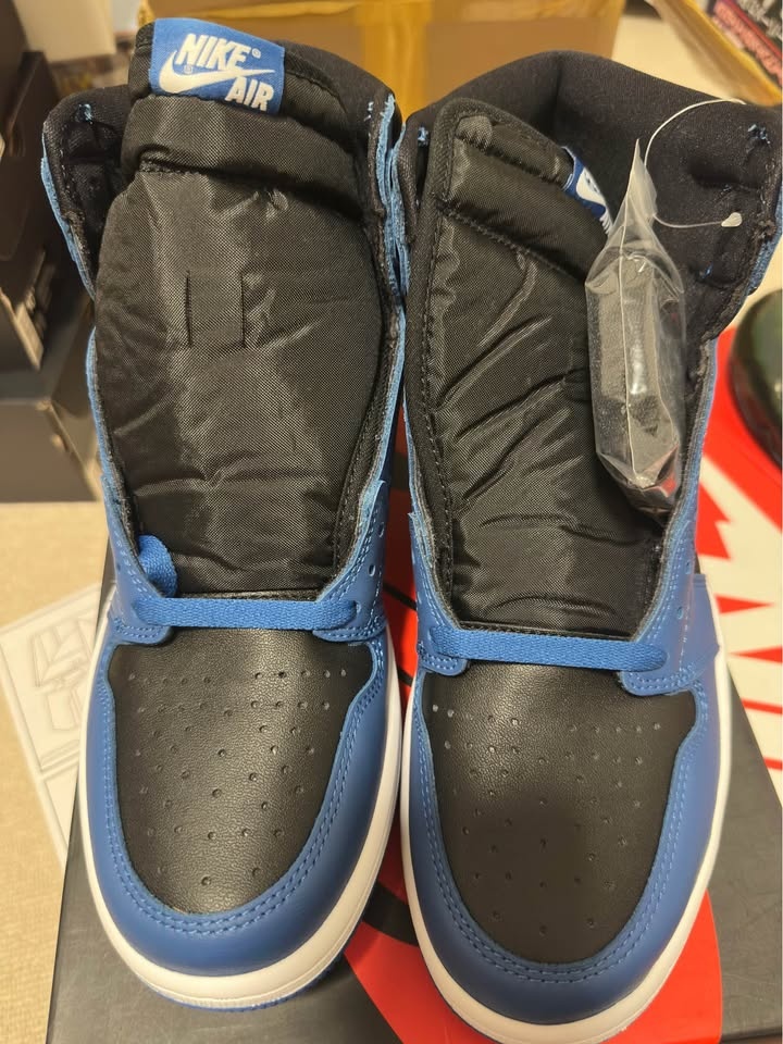 Air Jordan 1 Retro High OG Dark Marina Blue Size 11 - photo 3