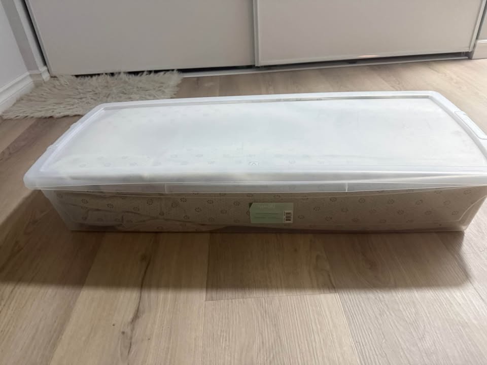 Ultra-Soft Luxury Shag Rug  plus storage box - photo 3