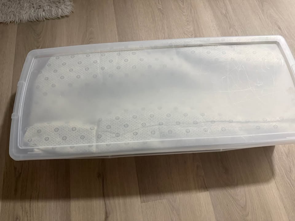Ultra-Soft Luxury Shag Rug  plus storage box - photo 4