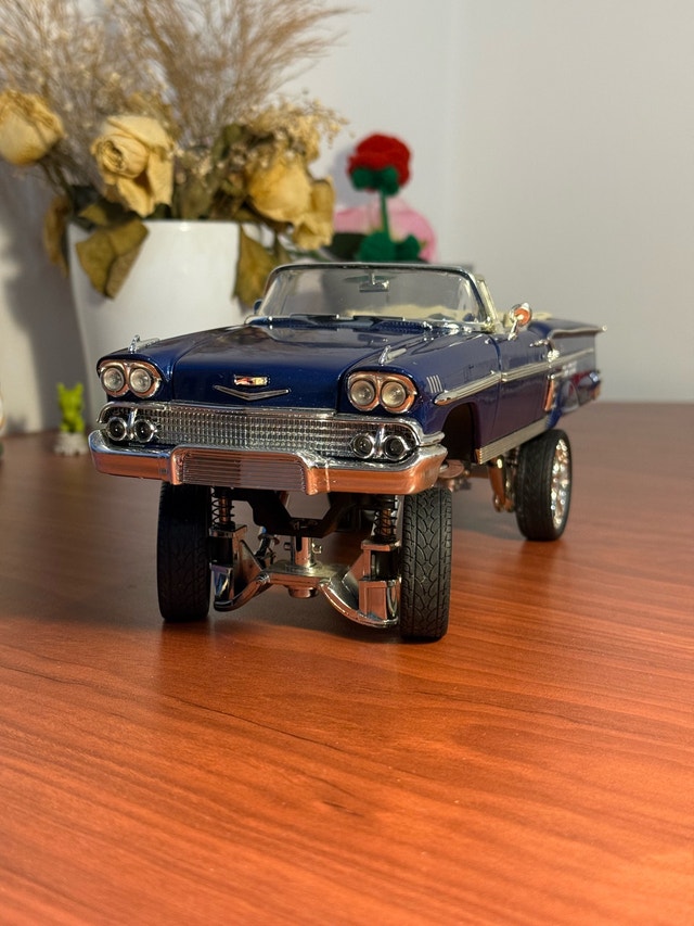 1/18 Diecast 1958 Chevy Impala "Donk" - Get On My Level - photo 2