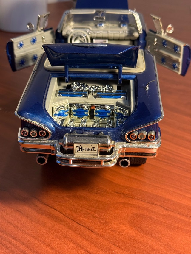 1/18 Diecast 1958 Chevy Impala "Donk" - Get On My Level - photo 5