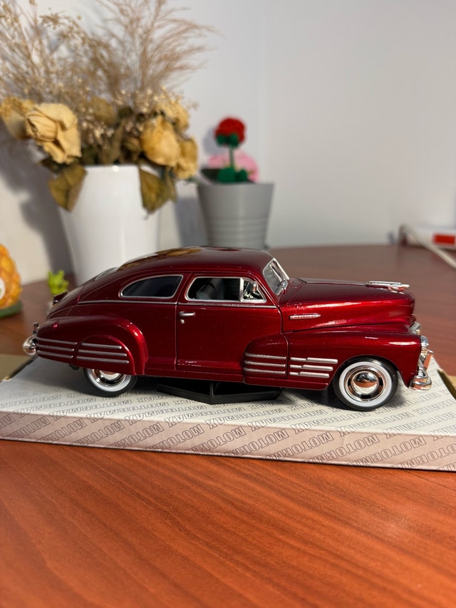 1:24 Diecast 1948 Chevrolet Fleetline – Deep Red Metallic - photo 3