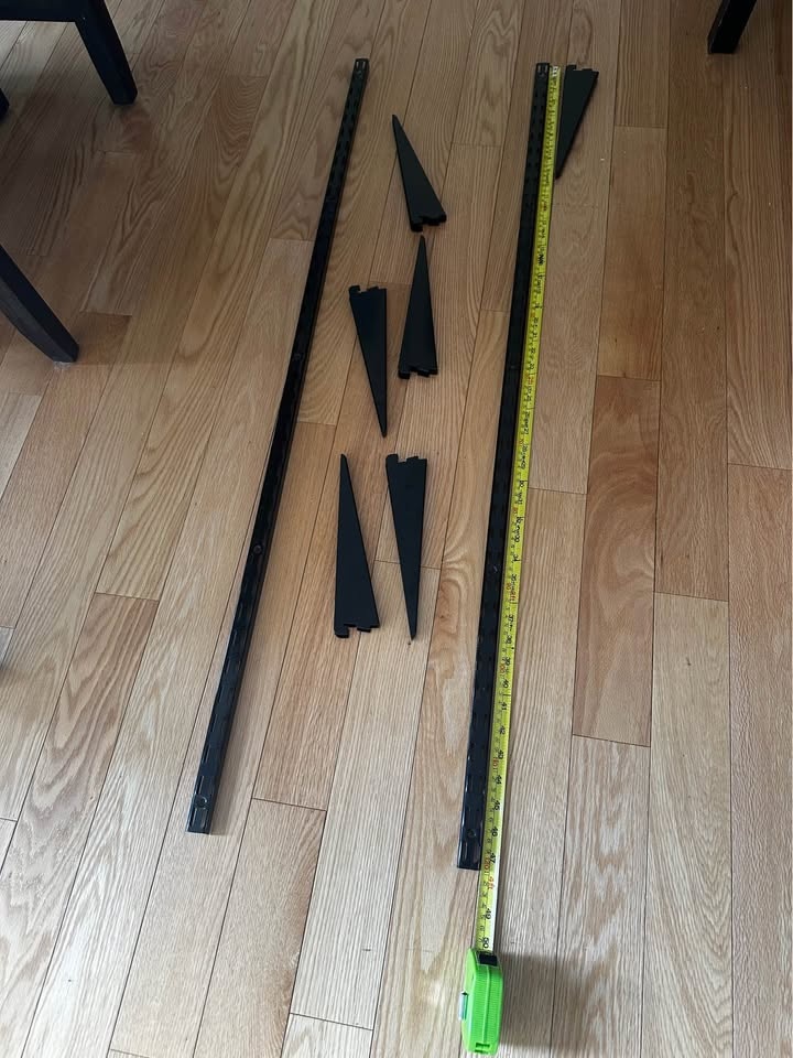 Brackets and tracks for wall mounted shelving - photo 3
