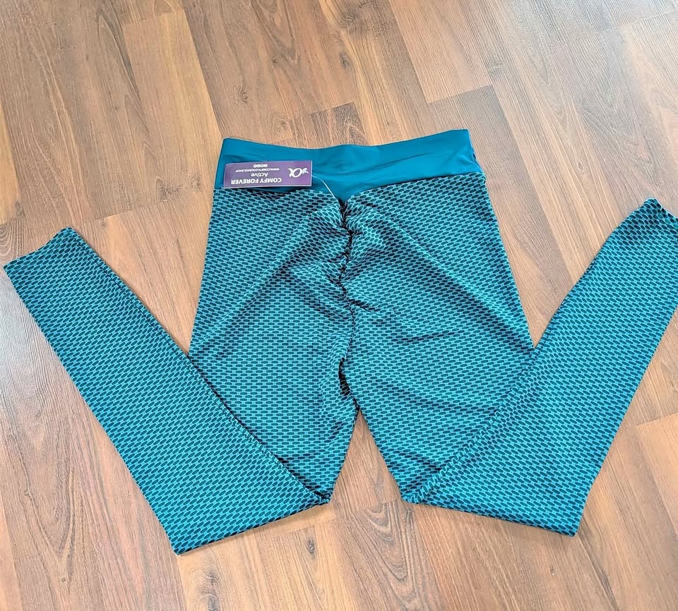 Brand new with tags Viral Tiktok ruched leggings