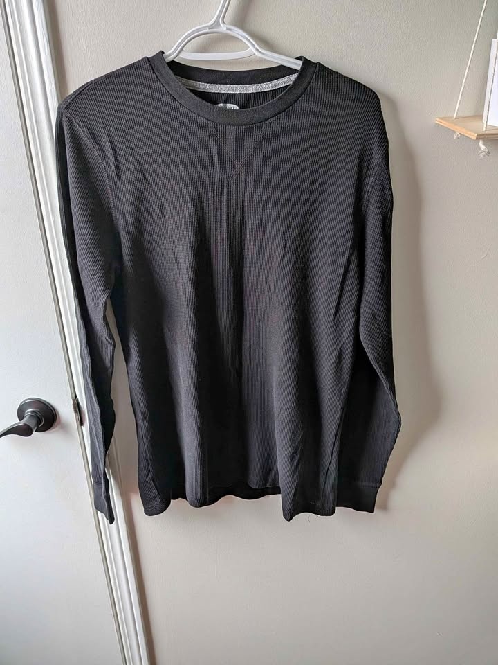 Old Navy Soft Washed Full Sleeve Mens T-Shirt