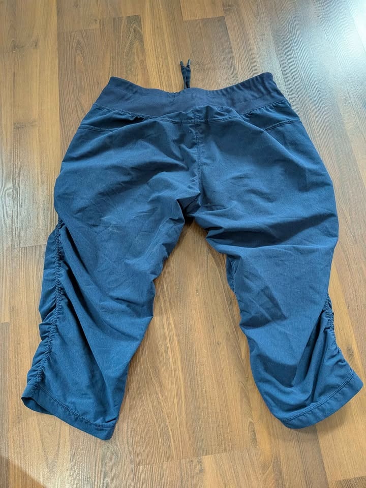 Women's Jogger Capris - photo 3