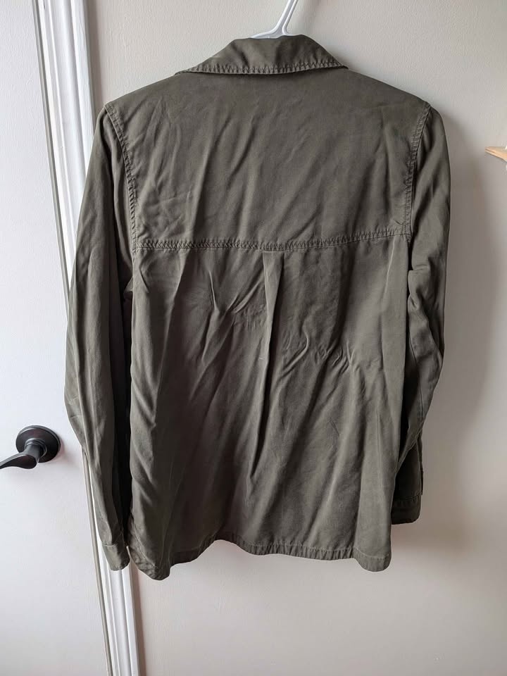 Forever 21 Women's Olive Green Shirt - photo 5