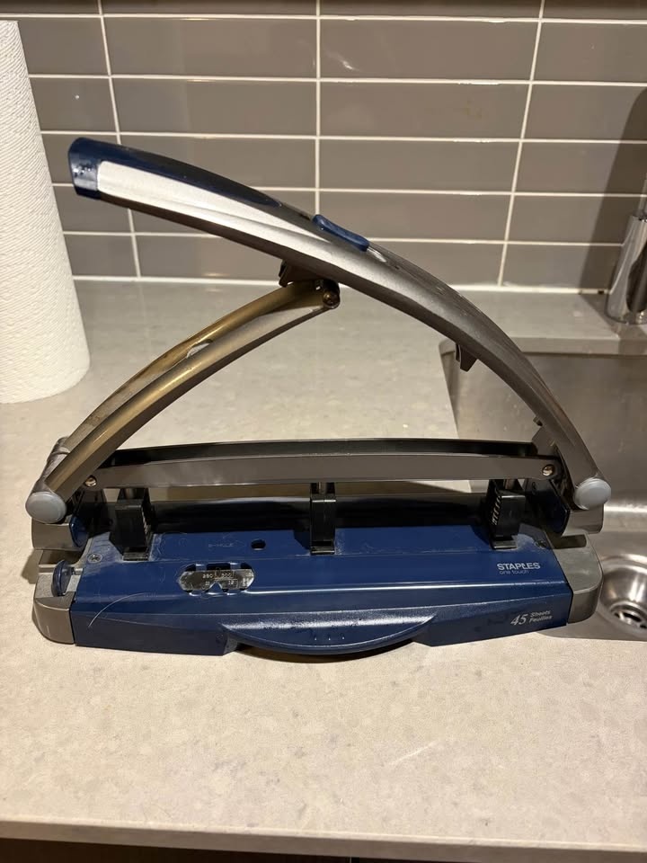 Hole puncher heavy duty - photo 2