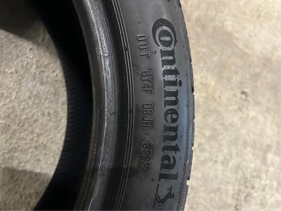 225/45R18 All Season Tires (pair) Continental - photo 3