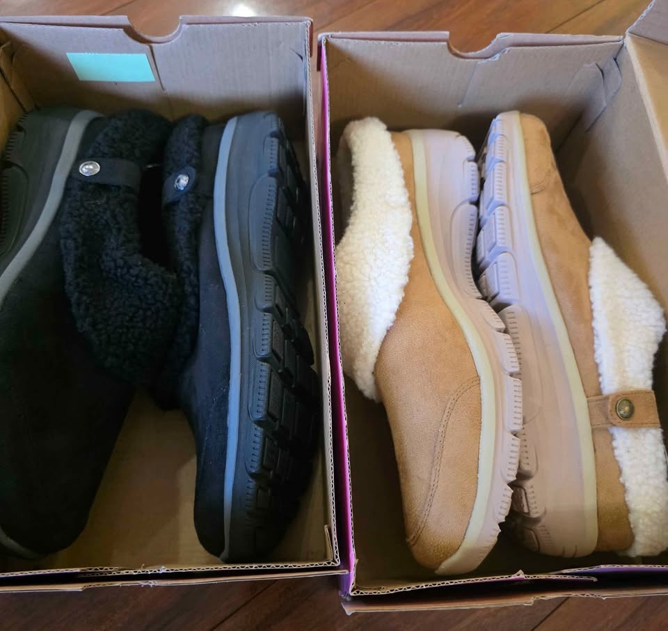 Women's Sketchers Lined Clogs Brand New - photo 4