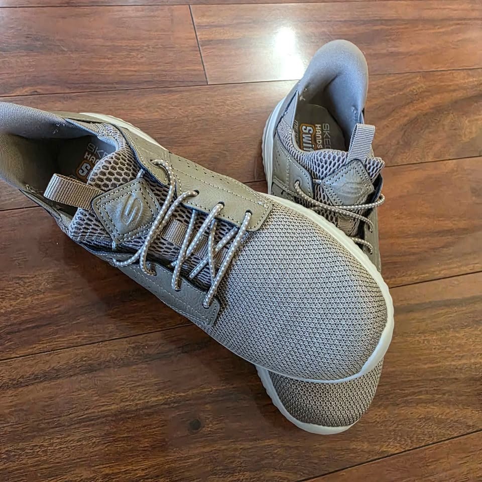 Men's Skechers Swift Fit Brand New (in box) - photo 3