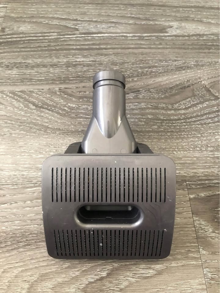 Dyson Vacuum Attachments - photo 2