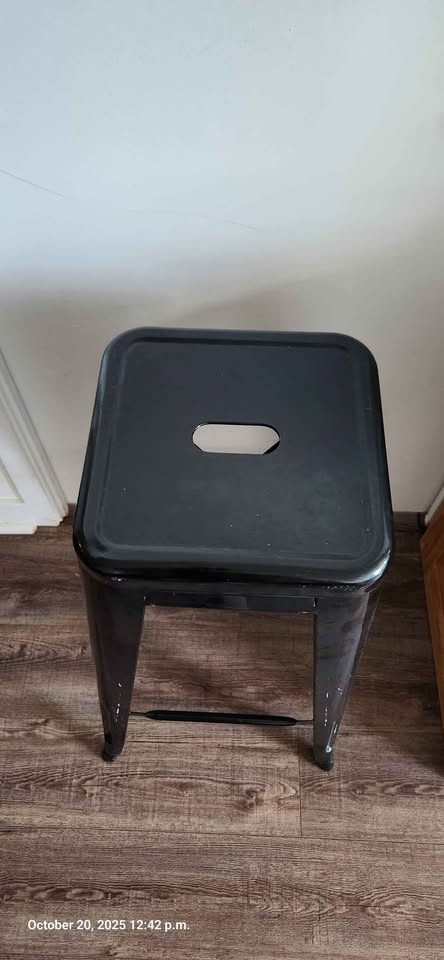 Bar stool - photo 2