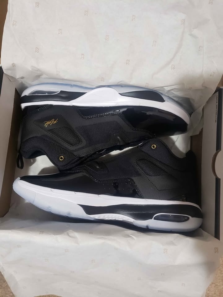Jordan Stay Loyal 3, Black/White/Metallic Gold - photo 3