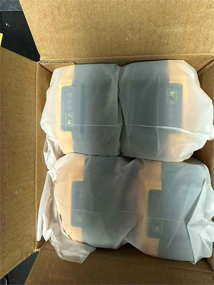 20V Max 9Ah Lithium Ion Batteries (4 pack) SEALED PACK - photo 2