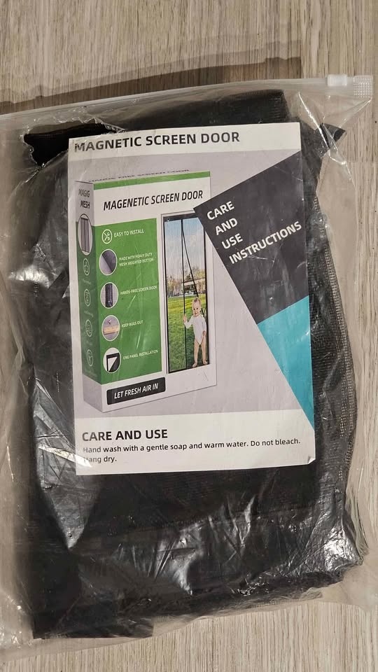 Magnetic Screen Door with Heavy Duty Mesh - photo 2