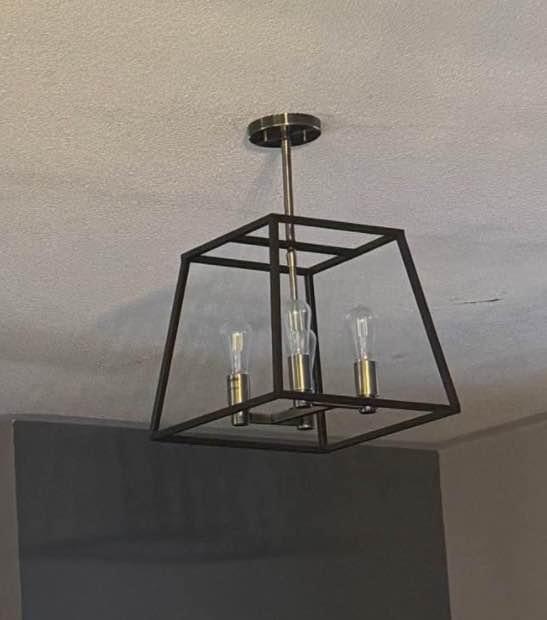 Beautiful farmhouse light fixture - photo 2