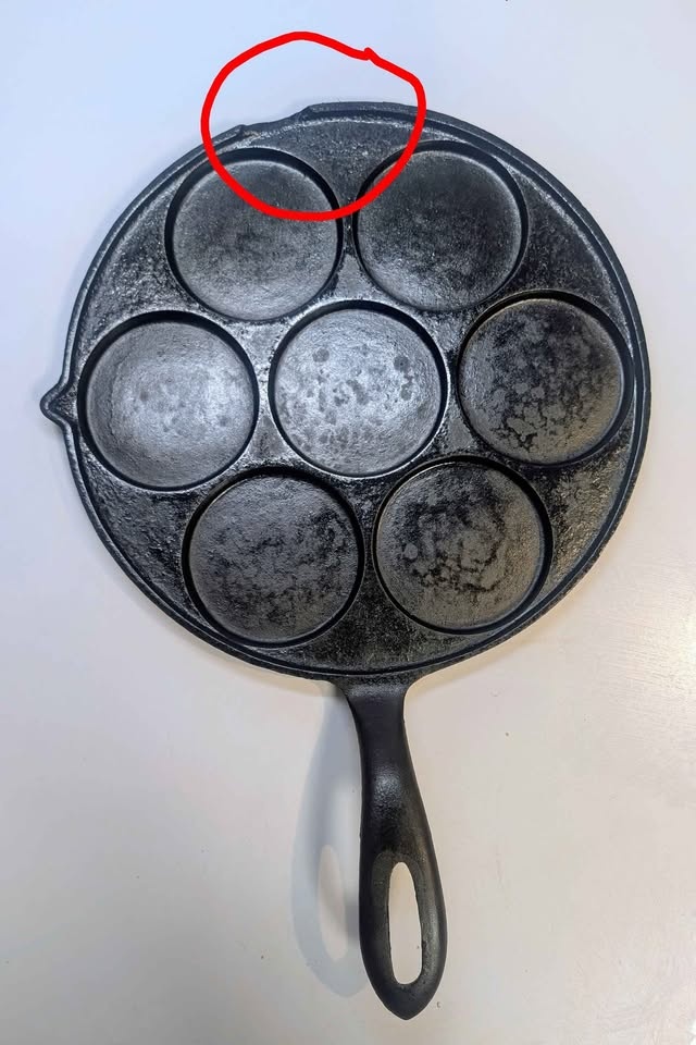 Griswold Sandvik Cast Iron Plett Pan - Cleaned & Seasoned - photo 2
