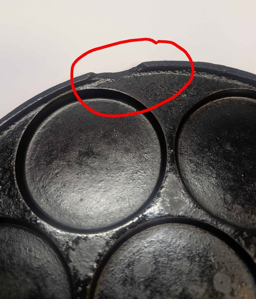 Griswold Sandvik Cast Iron Plett Pan - Cleaned & Seasoned - photo 4