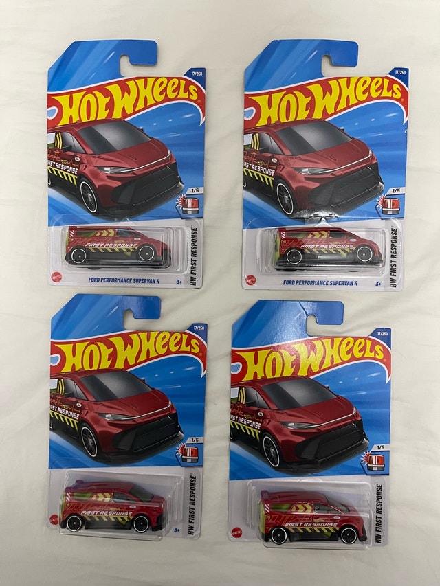 Hot Wheels Ford Supervan Set