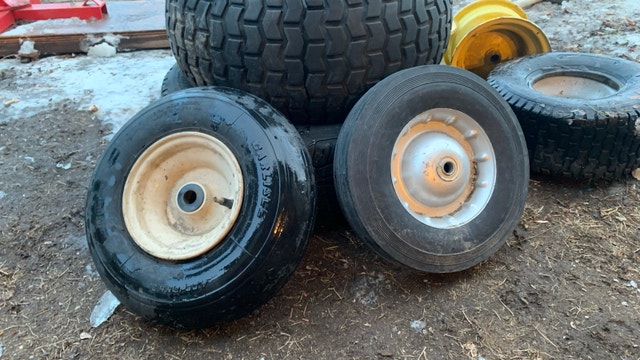 Wheel barrel tires