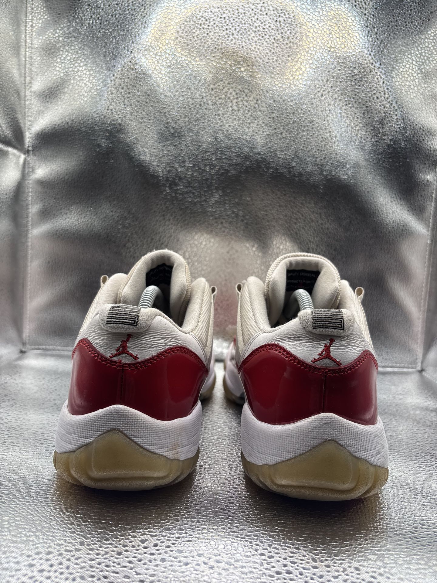 Air Jordan 11 Low Cherry - photo 4