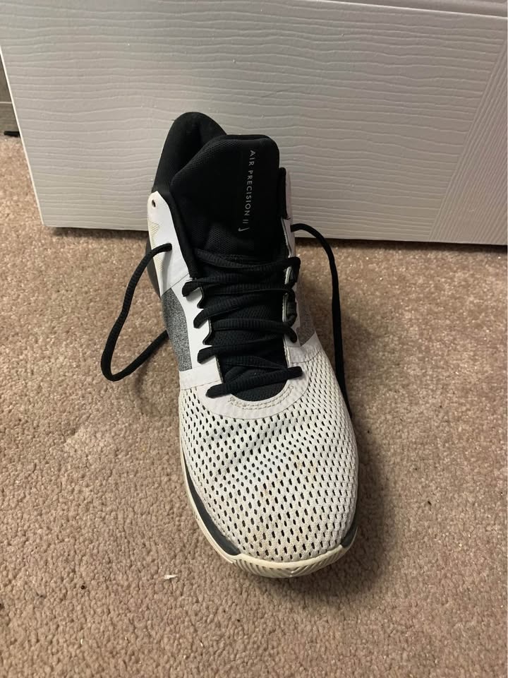 Nikes - photo 2