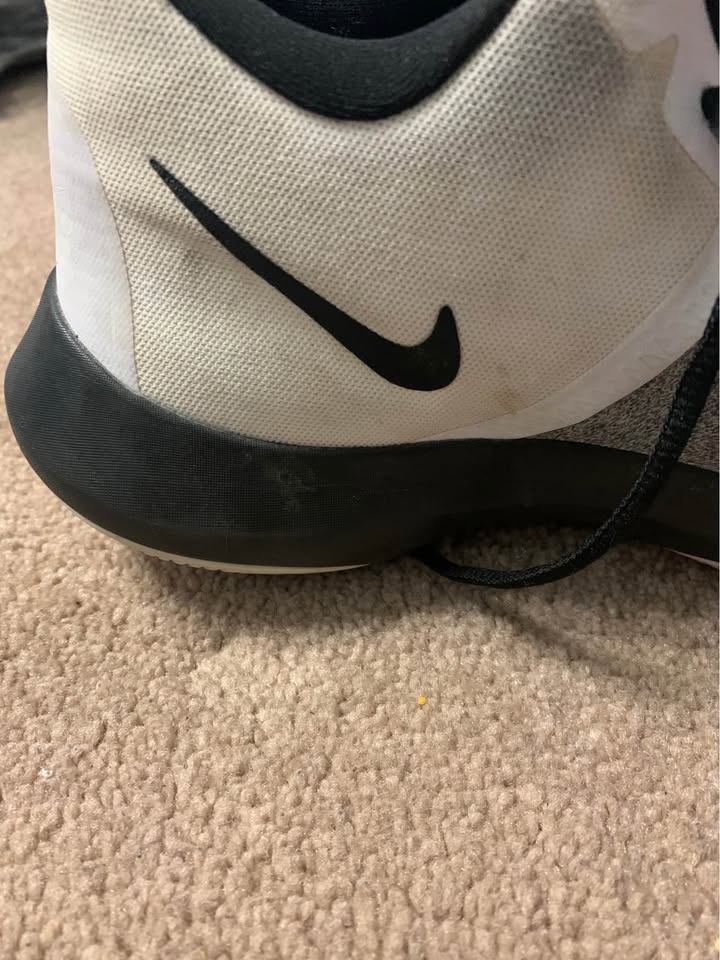 Nikes - photo 5