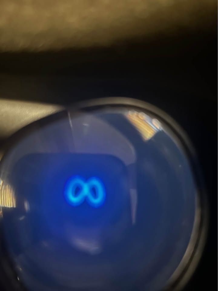 Meta (Oculus) Quest 2 VR headset - photo 3