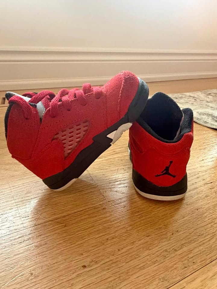 Jordan 5 Retro (Red) – Size 5C